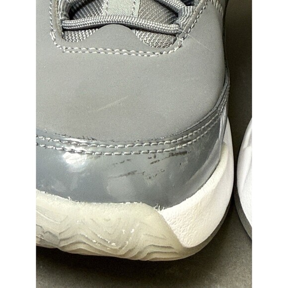 Nike Air Jordan Max Aura 3 Wolf Grey/Cool Grey-White Youth 5Y Shoes CZ4167-005 main image 10